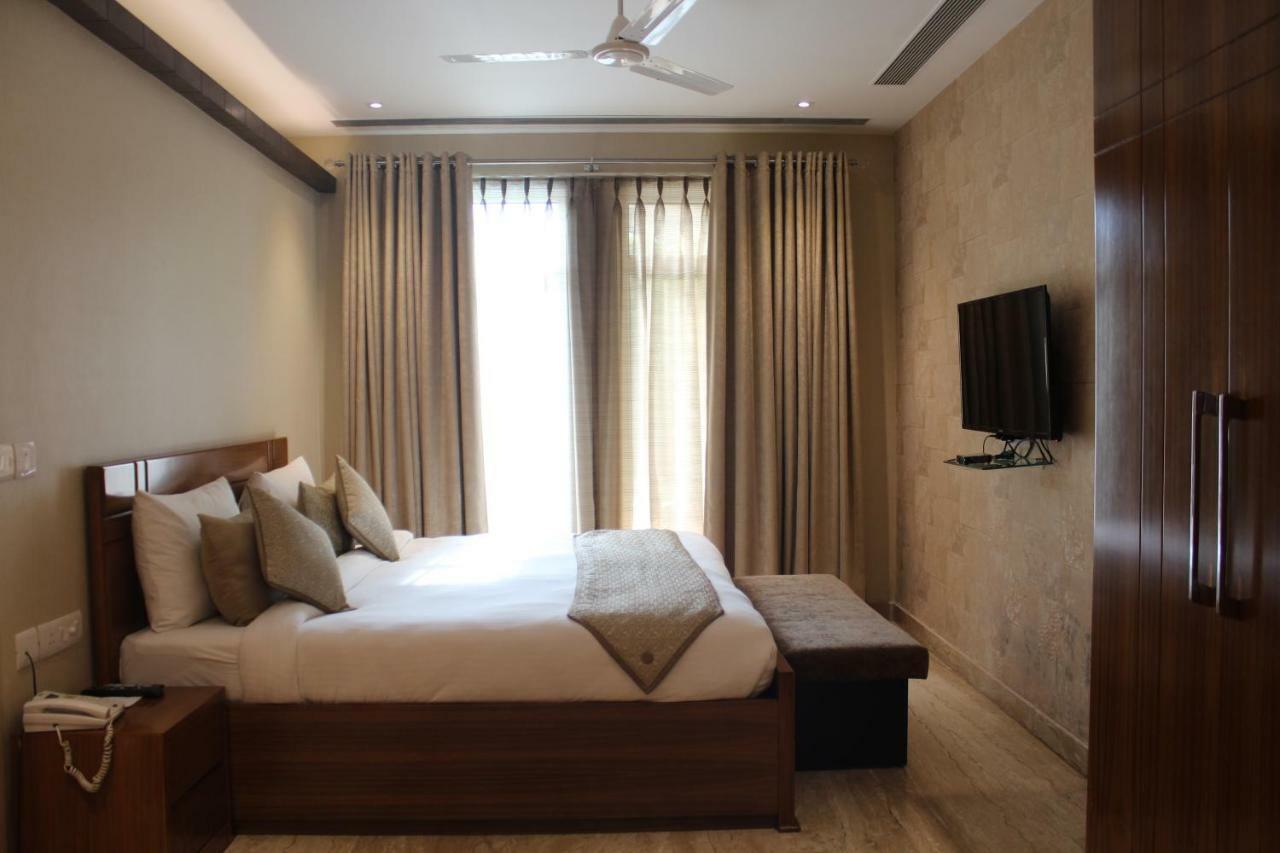 Royal Residence Iffco Chowk Gurgaon Exterior foto